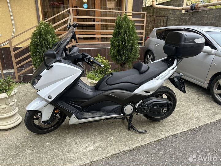 Yamaha T Max 530