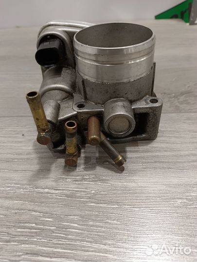 Дроссельная заслонка для 1.6 BSE Skoda Octavia A5