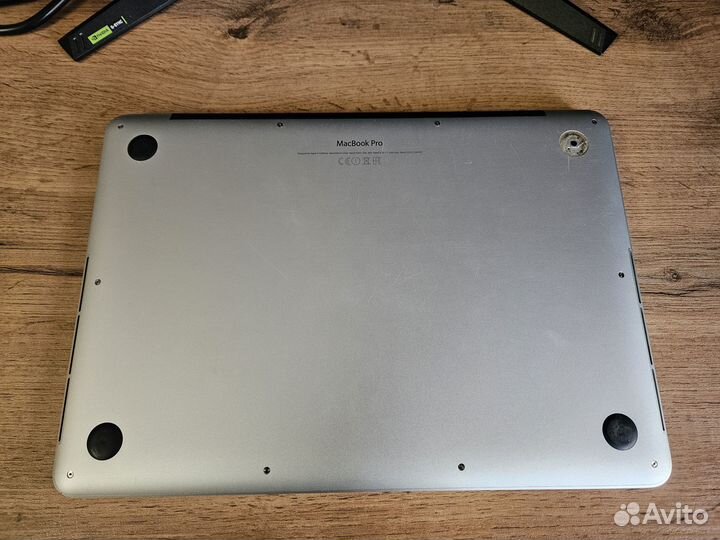 Apple MacBook Pro 13 retina 2015 i5/8/512gb