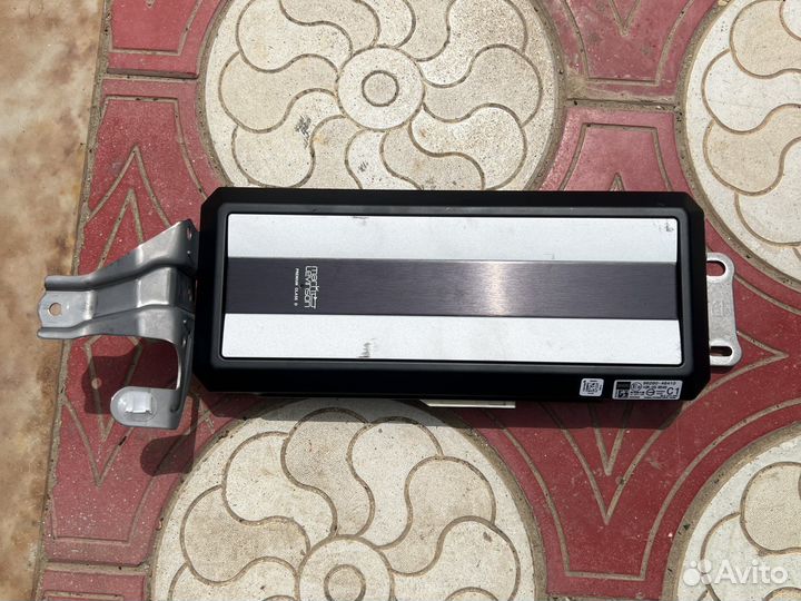 Lexus Rx4 усилитель звука Mark Levinson