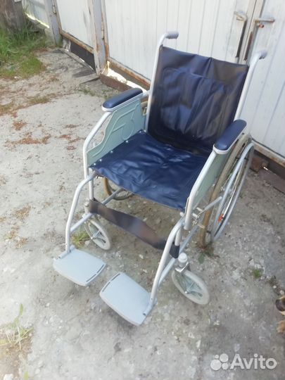 Коляска инвалидная