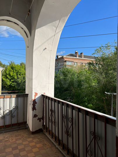 2-к. квартира, 60 м², 3/3 эт.