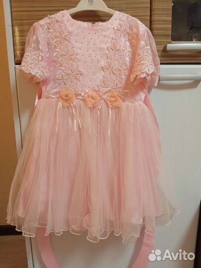 Нарядное платье