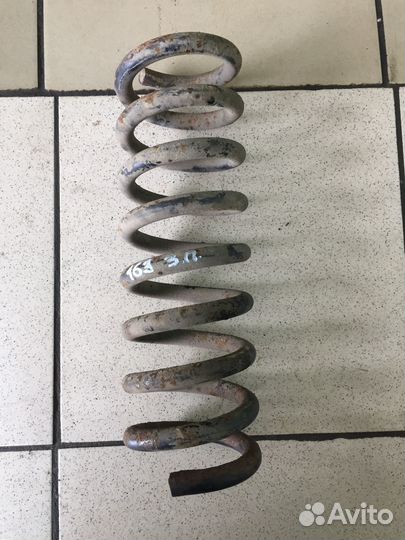 Пружина задняя Mercedes C200 W202