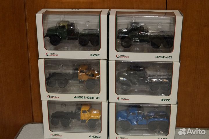 Коллекция моделей урал 1/43 аист