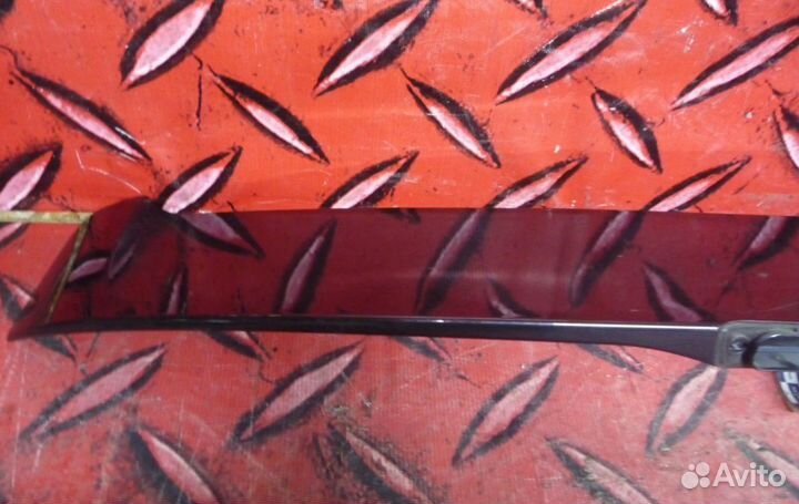 Спойлер крышки багажника Ford Focus 2