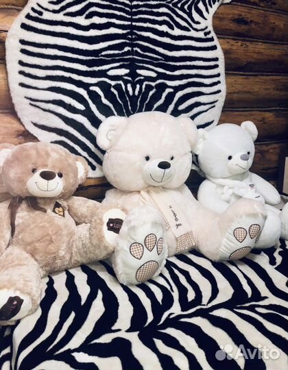 Плюшевый медведь