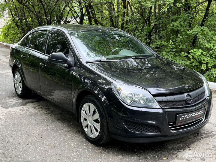 Opel Astra 1.6 MT, 2011, 210 000 км