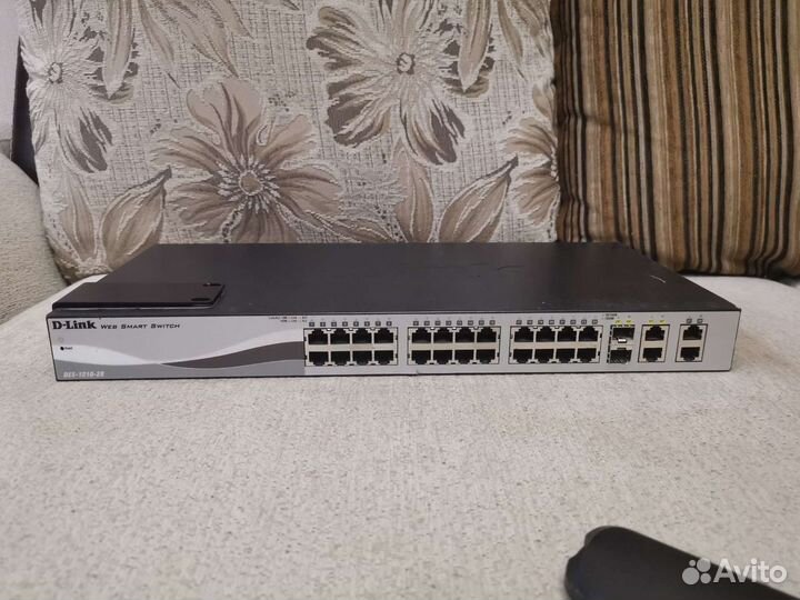 Коммутатор D-Link DES-1210-28