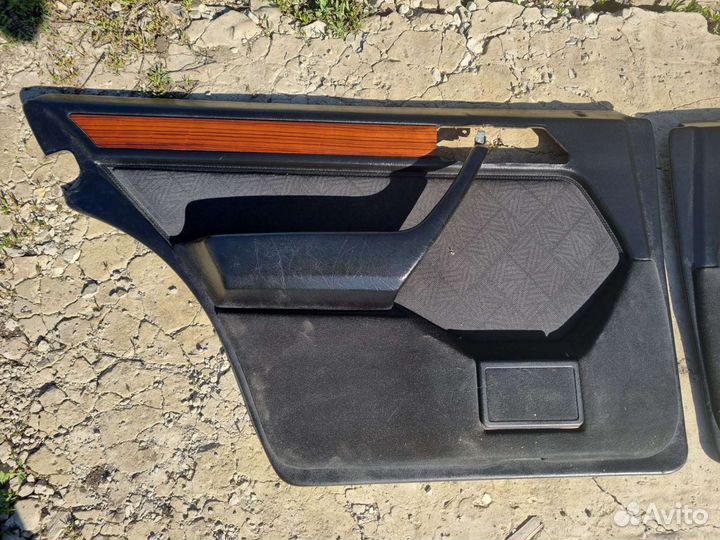 W124 дверные карты