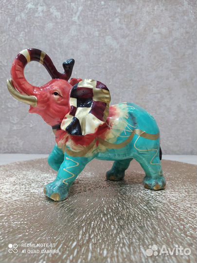 Статуэтка слон фарфор