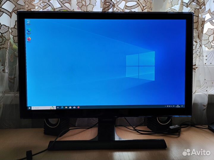 Монитор Samsung 21.5