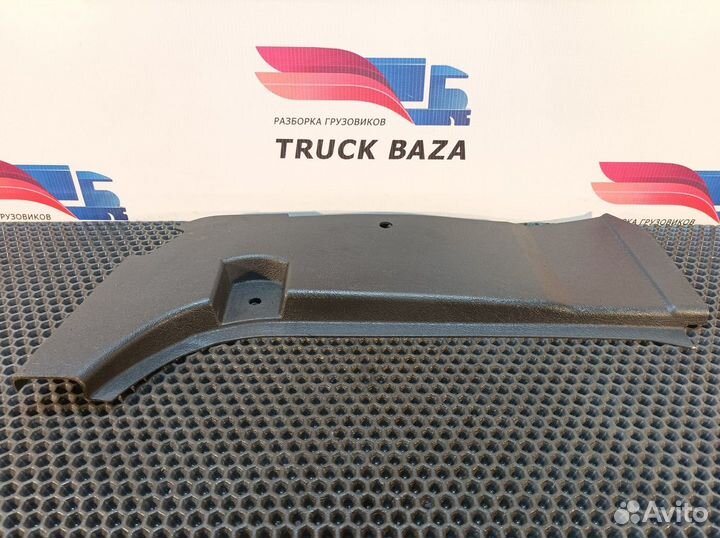 20593794 Обшивка стойки правая Volvo FH, Volvo FM