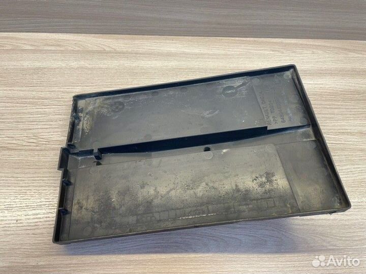 Площадка аккумулятора LADA X-Ray