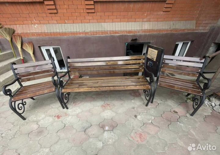 Лавочка садовая