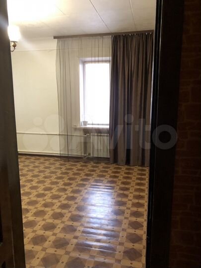 Комната 18,7 м² в 4-к., 2/4 эт.