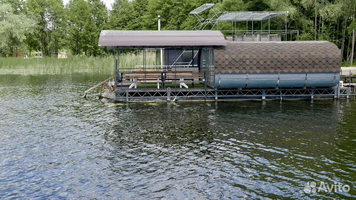 Баня на берегу реки, Беседки на воде