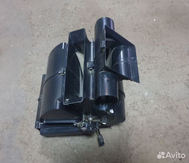 Корпус отопителя с кондиционером Лада Калина