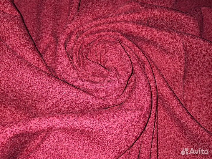 Отрез ткани благородный бордовый цвет