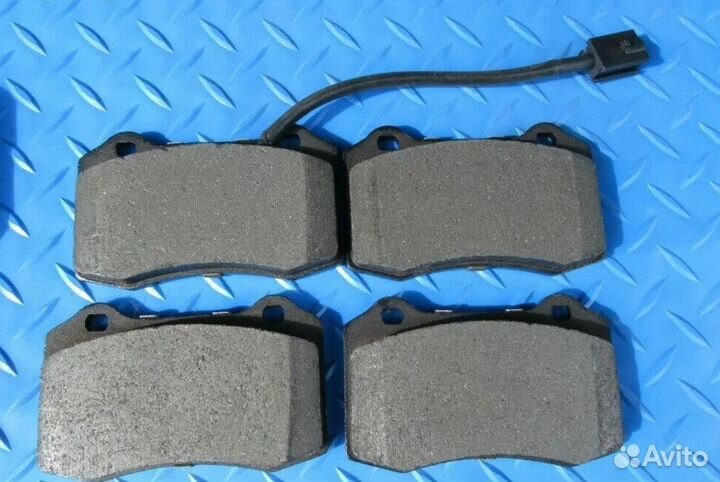 Колодки тормозные задние Maserati 980156007