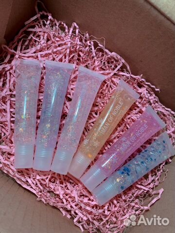 Прозрачный блеск для губ