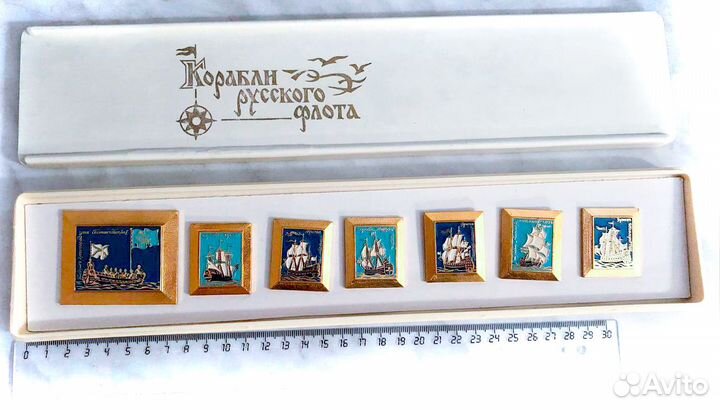 Набор значков 