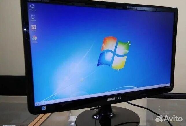 Монитор 22 дюйма