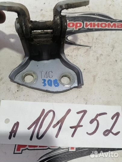 Петля двери задней правой верхняя Lanos A15SMS T10