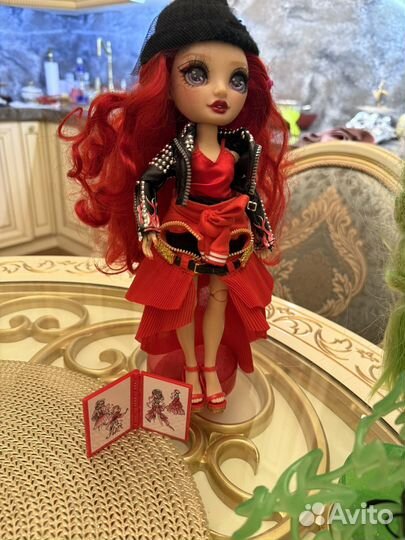 Кукла Рэйнбой хай 2 штуки б/у