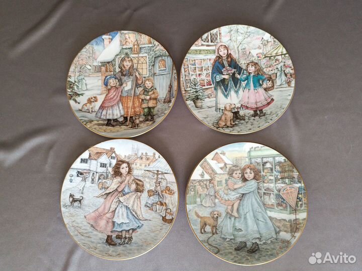 Тарелка декоративная Royal Worcester, Mary Carter