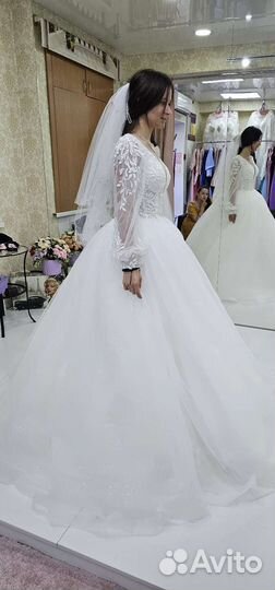 Свадебное платье