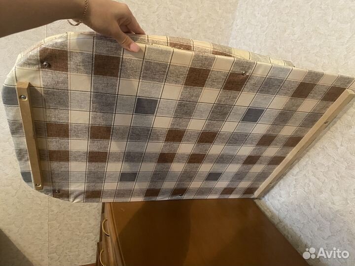 Доска для пеленания на комод