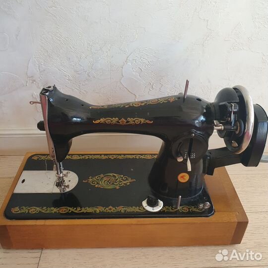 Швейная машинка Подольск ручная