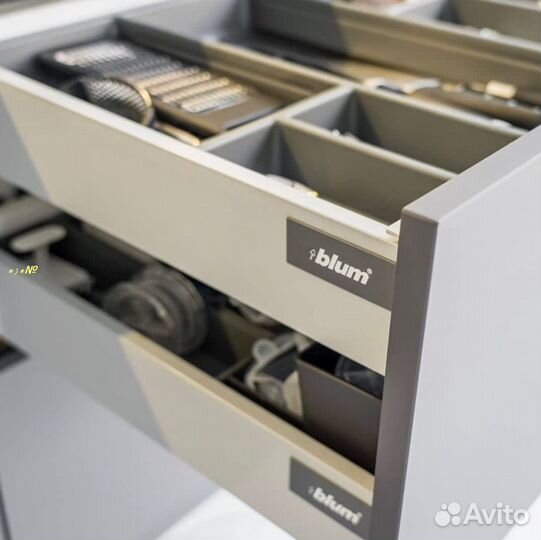 Кухня белая на заказ под ключ