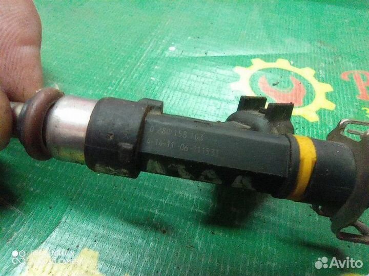 Форсунка Mazda 6-Series седан 2.0Л. 2011