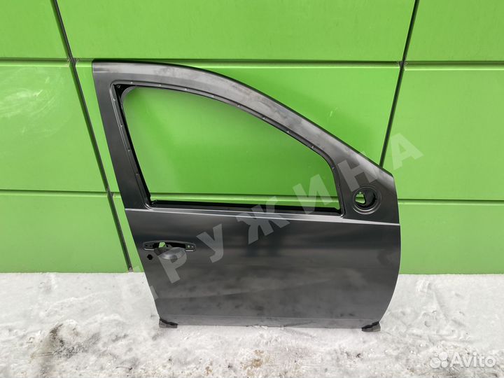 Дверь передняя правая Renault Duster 1 новая