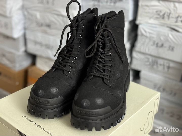 В наличии Ботинки Balenciaga Strike Type Boots