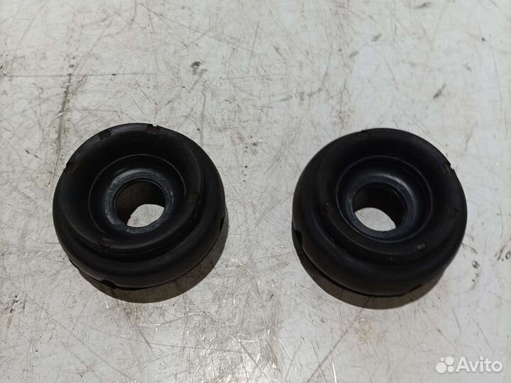 Опоры передних амортизаторов VW Polo V 2014