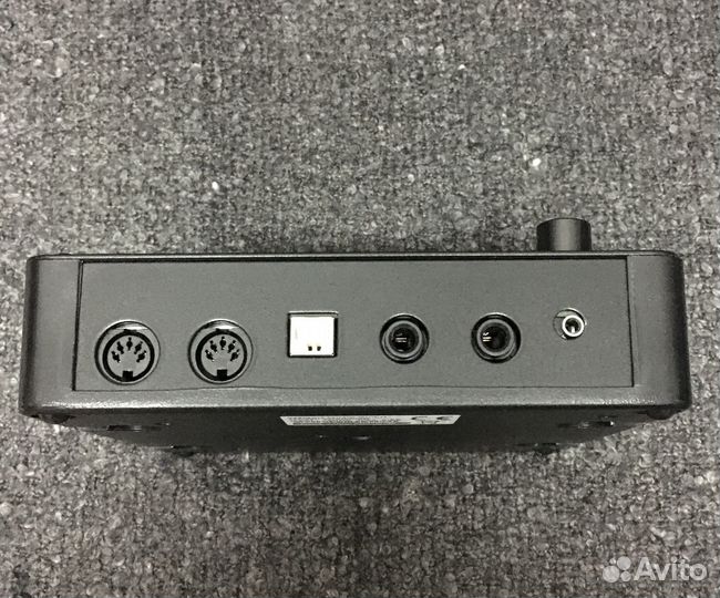 Waldorf Streichfett синтезатор