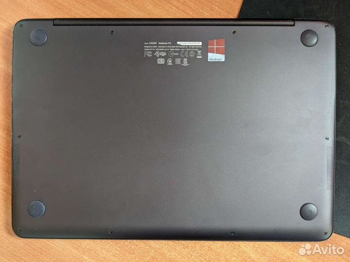 Asus Zenbook UX305F