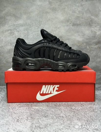 Кроссовки Nike Air Max Tailwind 4 Черные