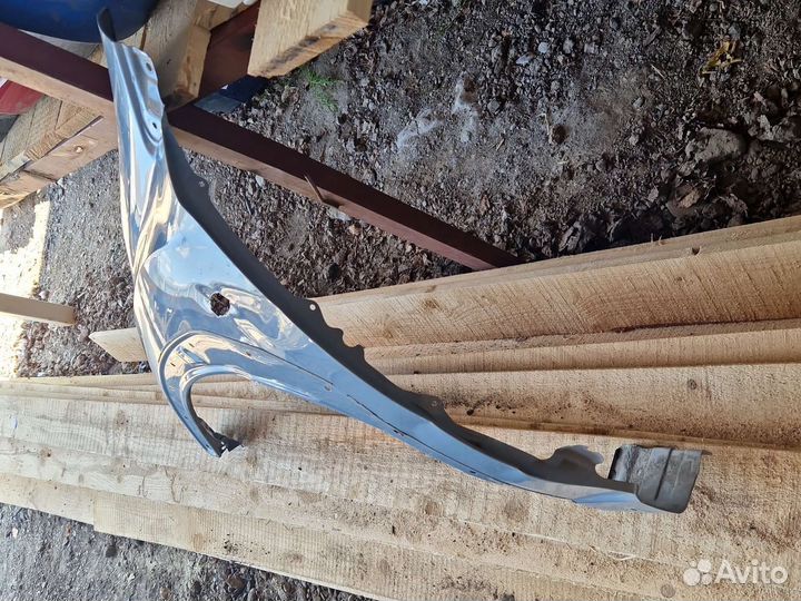 Передний левый крыло subaru XV2