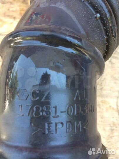 Патрубок воздушного фильтра Toyota Corolla E180