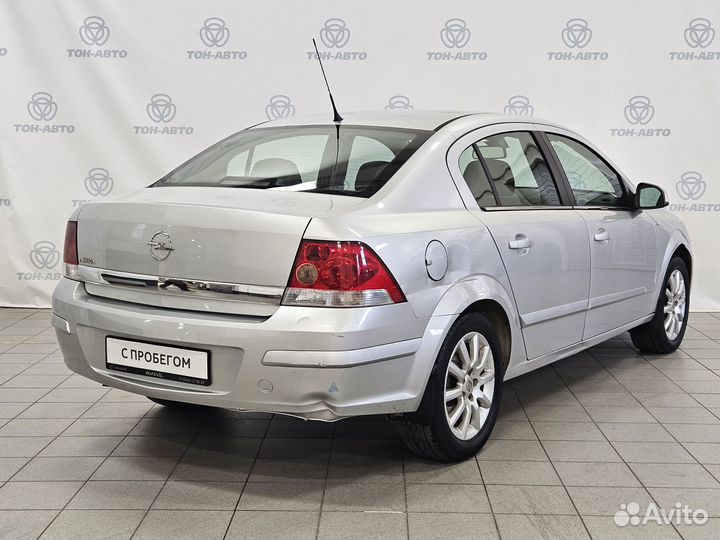 Opel Astra 1.6 МТ, 2014, 75 848 км