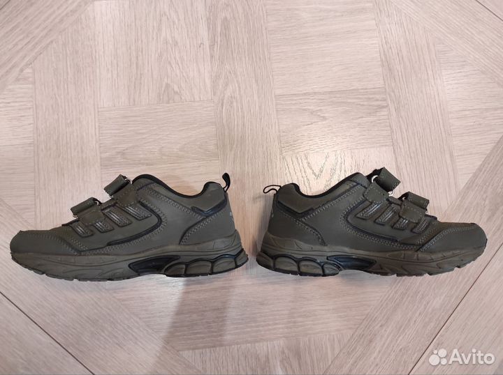 Кроссовки Bona 31р