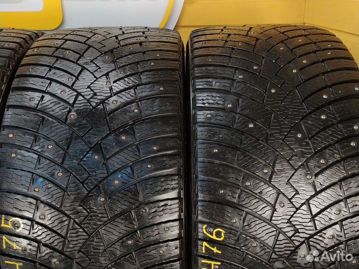 Pirelli Ice Zero 2 275/40 R21 и 315/35 R21