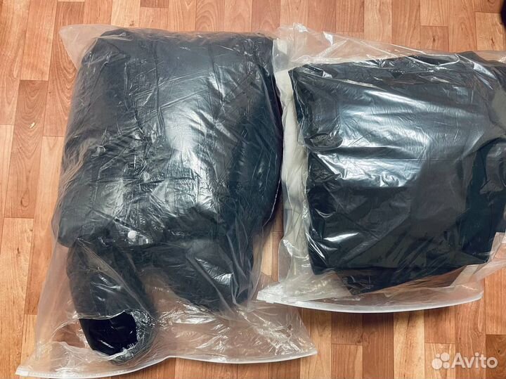 Куртка и ботинки