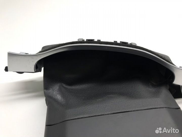 Накладка торпеды правая Audi A6 C7 2.0 TDI 2018