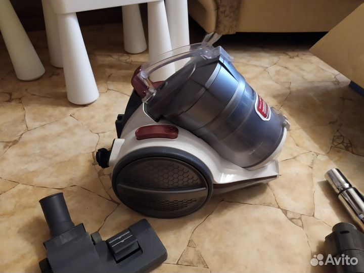 На запчасти пылесос polaris pvs1821rw