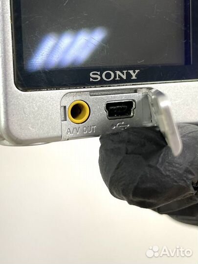 Компактный фотоаппарат Sony Cyber-shot DSC-W30
